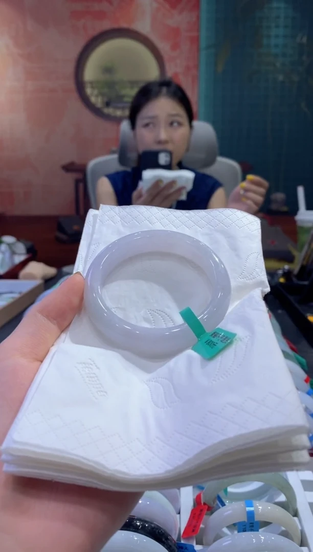 翡翠手镯未镶嵌多人07050