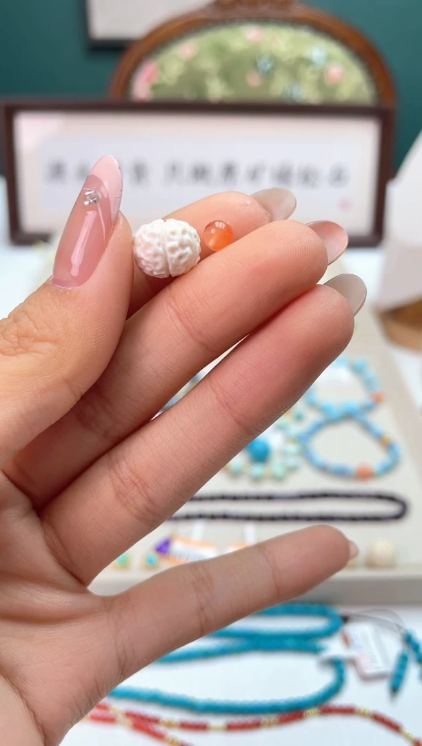 未镶嵌南红玛瑙珠宝奇石107