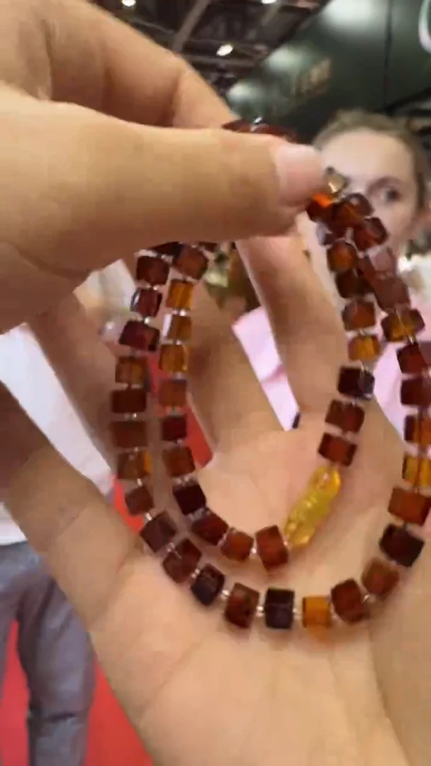 未镶嵌颈饰琥珀杭州珠宝展假一罚十