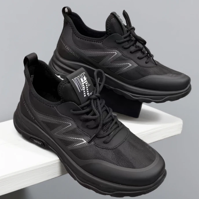 冬季加绒棉鞋系带时尚休闲鞋防滑黑色健步鞋运动风皮面鞋23778-1