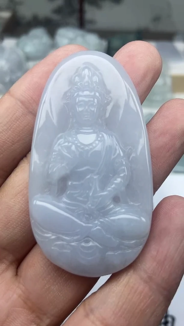 颈饰未镶嵌翡翠观音