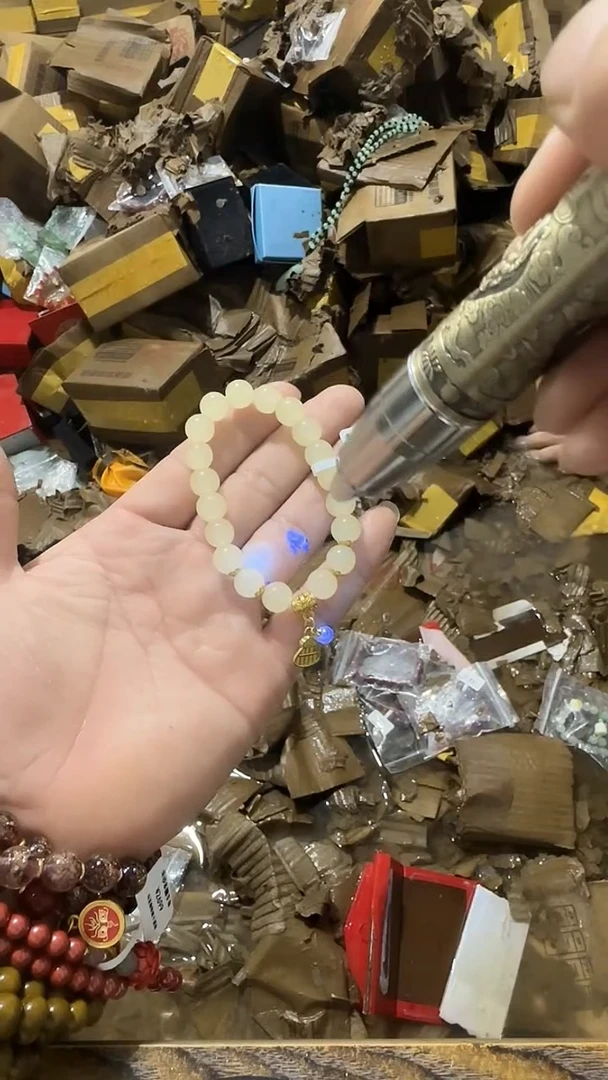 玻璃成品青玥珠宝123