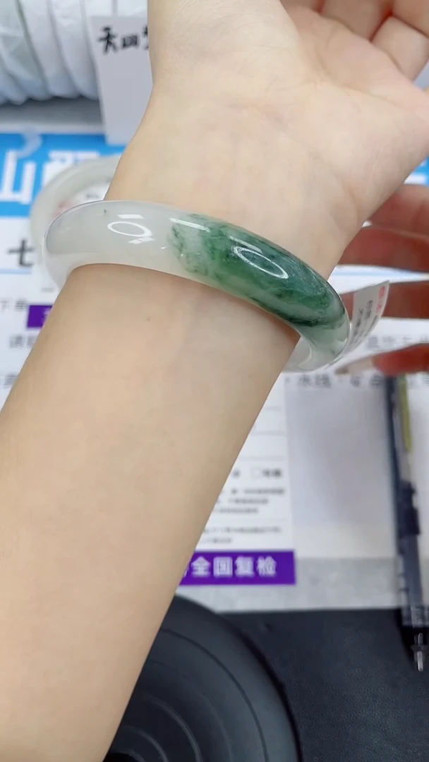 未镶嵌手镯石英质玉168-56/57