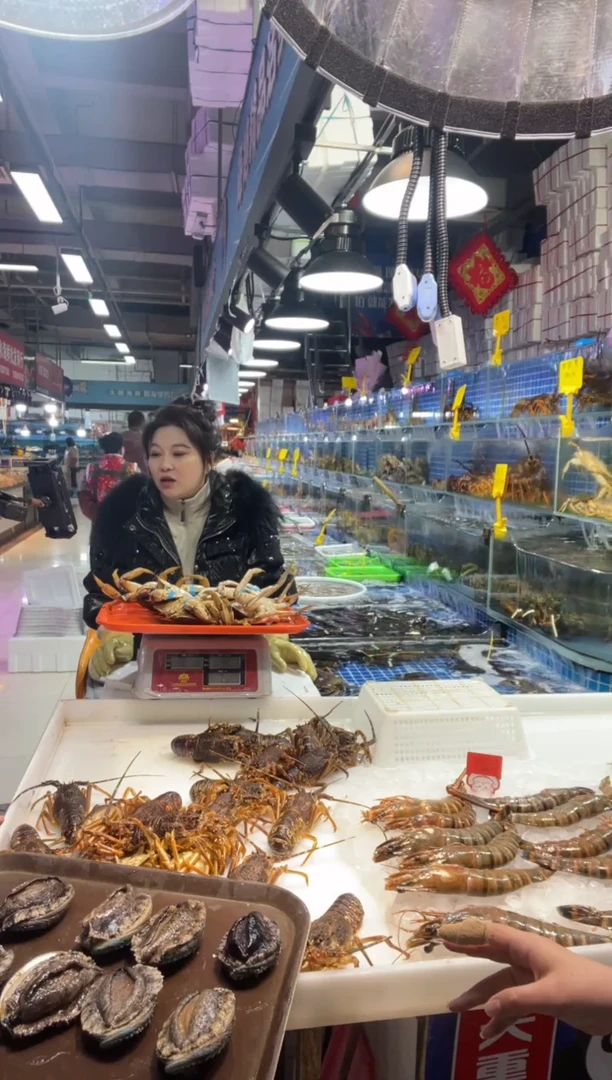 中国大陆用****18只大鲍鱼