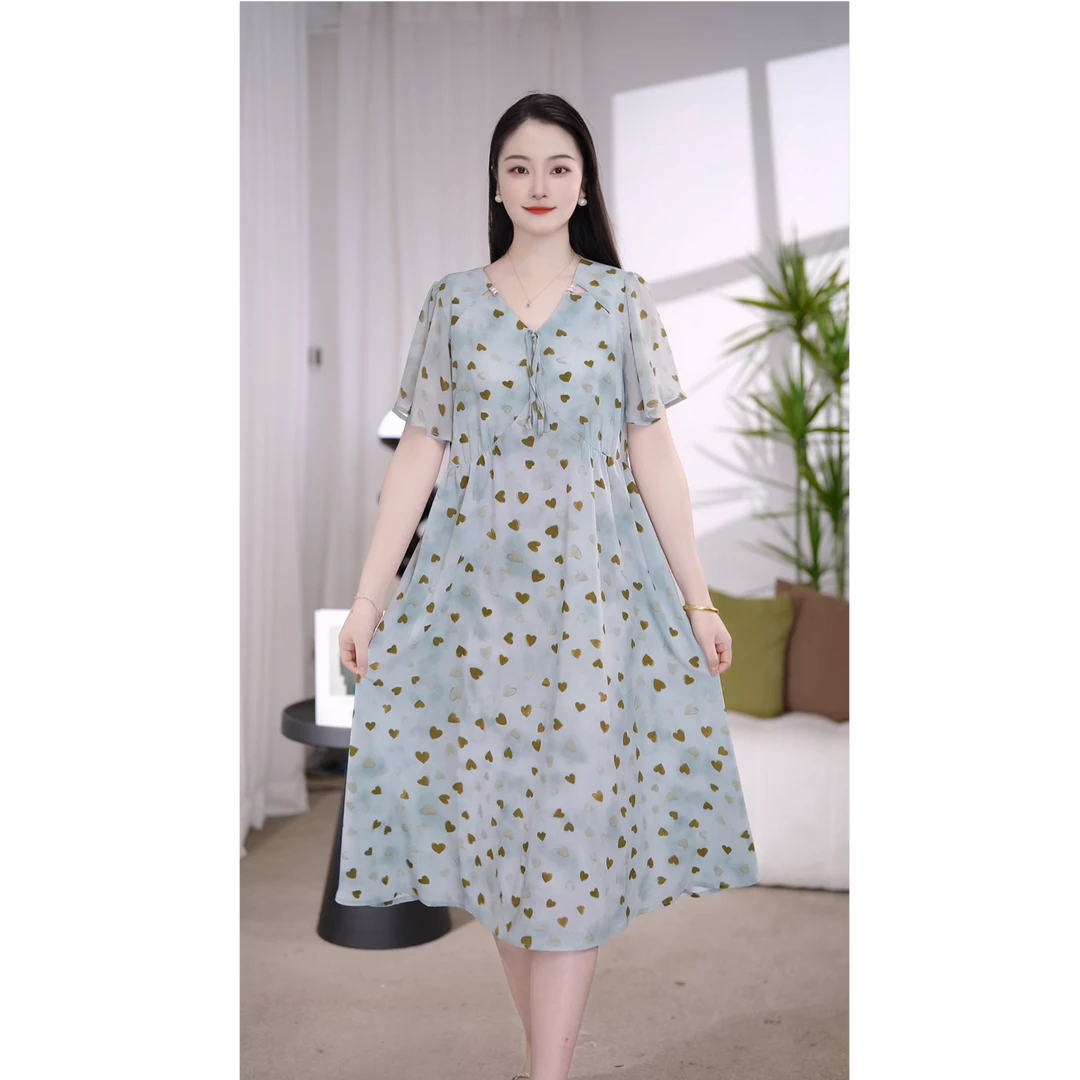 【小向】夏季爆款2025时尚减龄遮肉显瘦宽松大码简约女装连衣裙