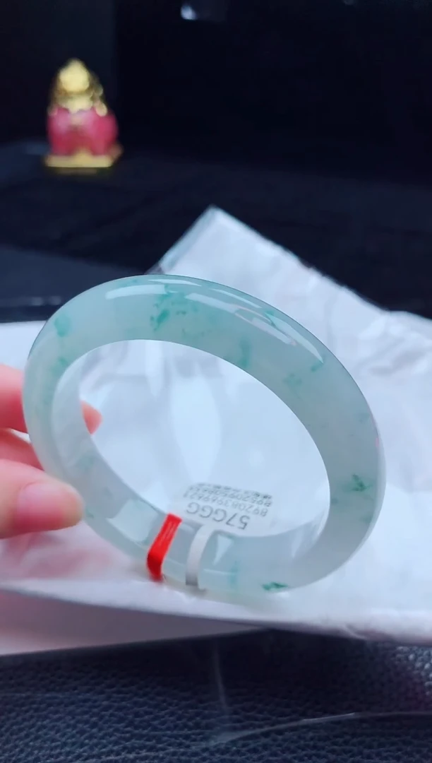 翡翠手镯未镶嵌缅甸天然翡翠A货手镯