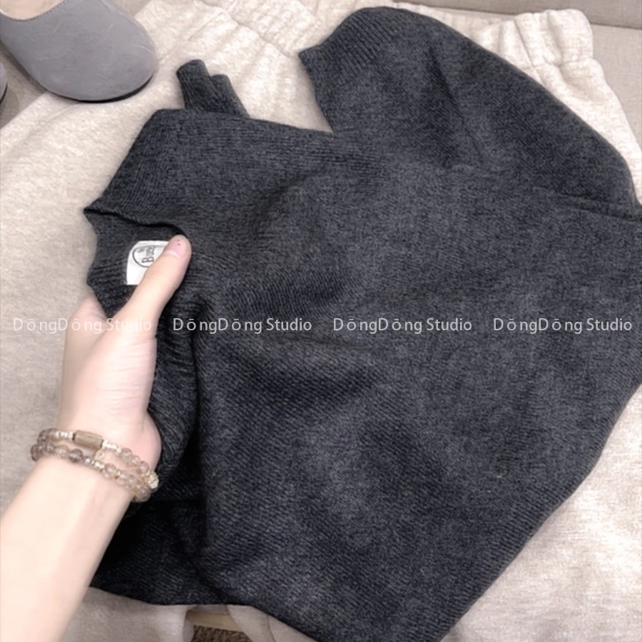 特！售完无补！蜜熊无缝一体圆领套头纯色宽松长袖针织打底衫 698