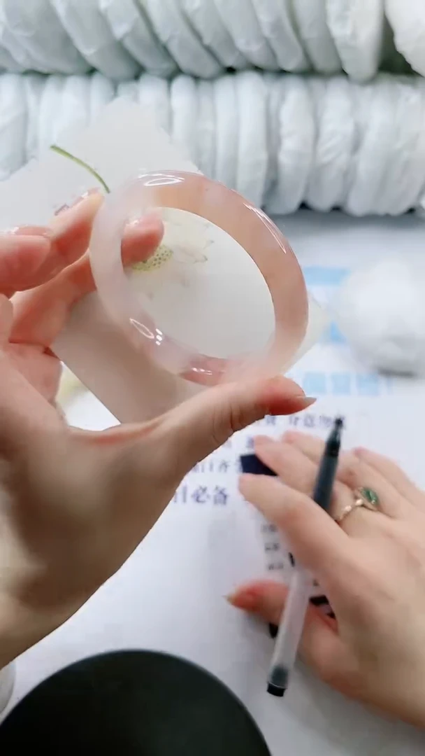 【闪购商品】石英质玉手镯未镶嵌多样性发货V248