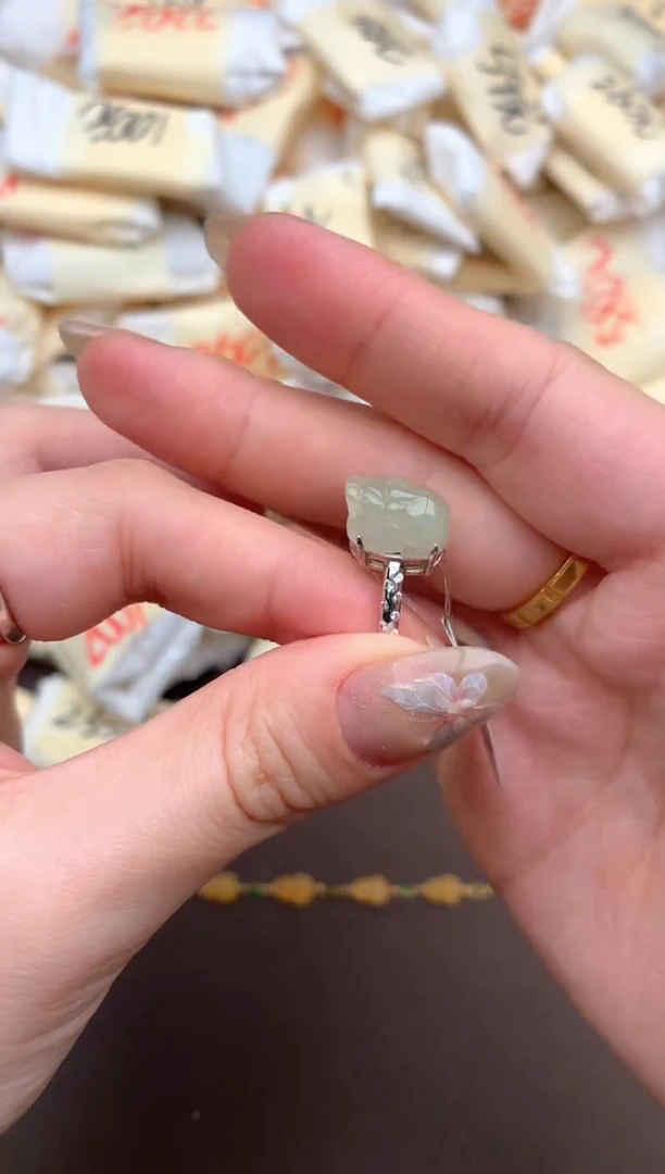 【闪购商品】翡翠挂件银S925镶嵌 一