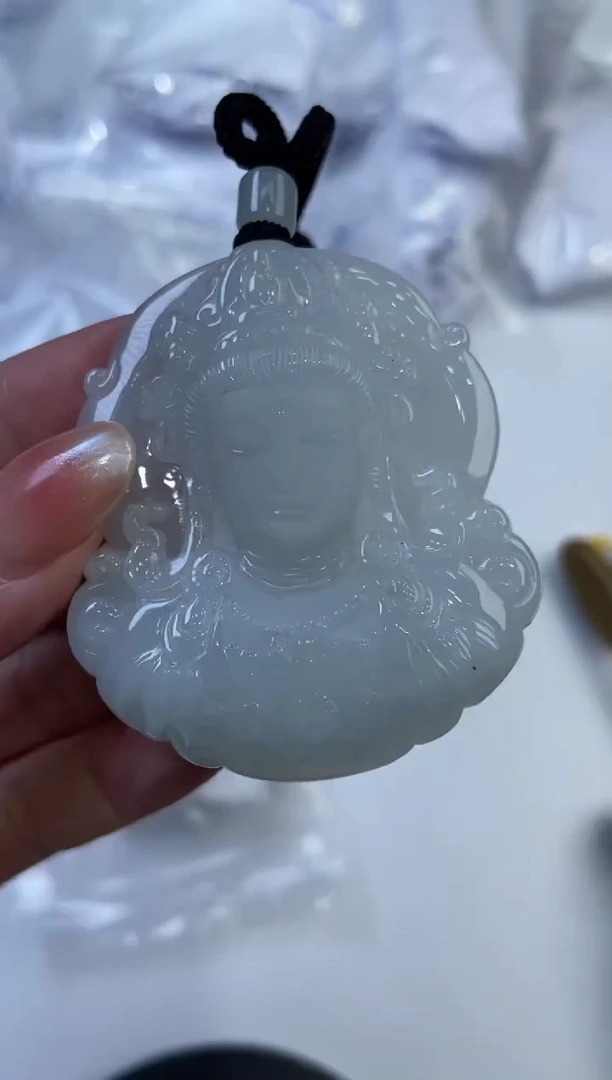 翡翠挂件未镶嵌297627    /多样性一件发