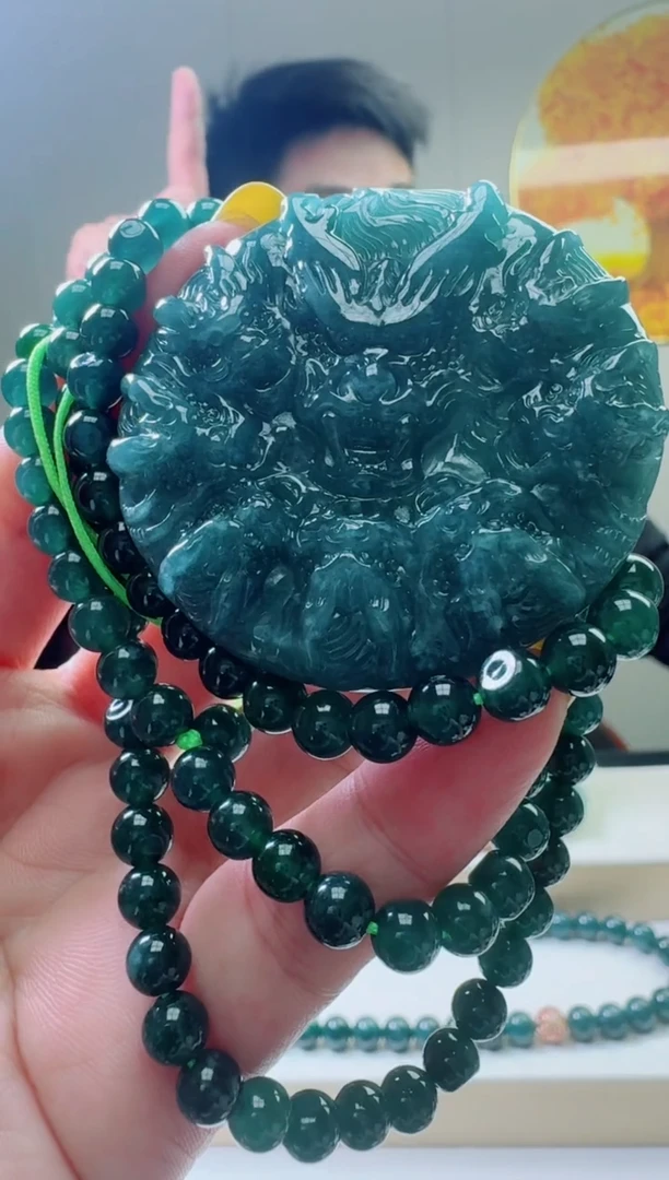 颈饰未镶嵌翡翠天然A货翡翠  多样性随机发其一