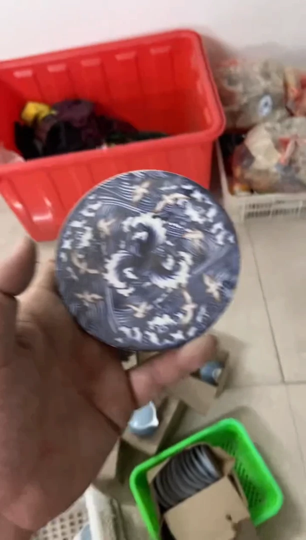 杯无运费险有瑕疵的摄影的产品有使用过的痕迹有点脏介意勿拍