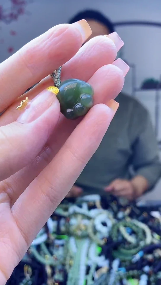 颈饰未镶嵌和田玉多样性发拍一发一