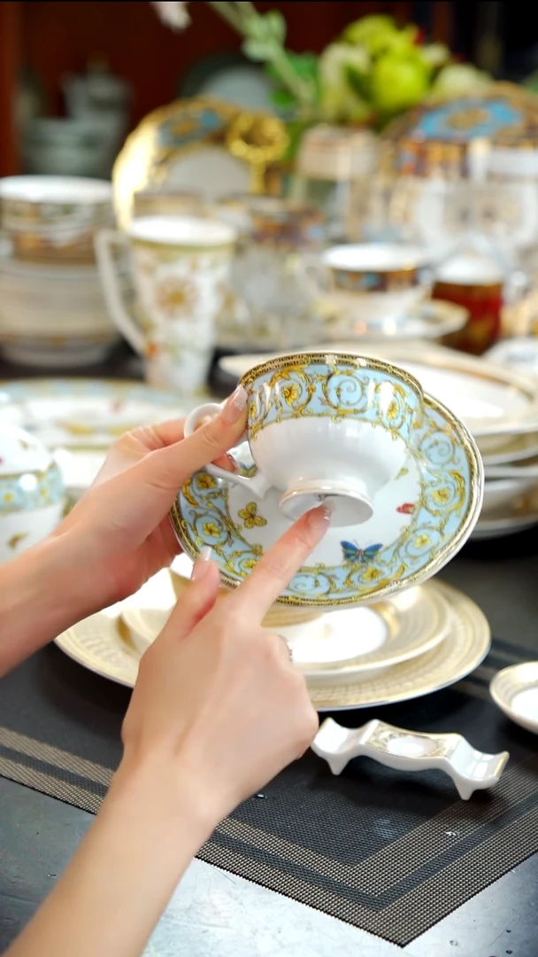 瓷片咖啡杯碟   1套