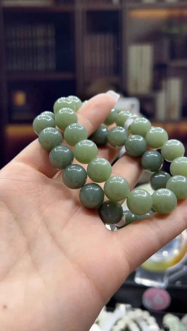 手串未镶嵌和田玉新疆且末料青白玉卡12上等和田玉手串