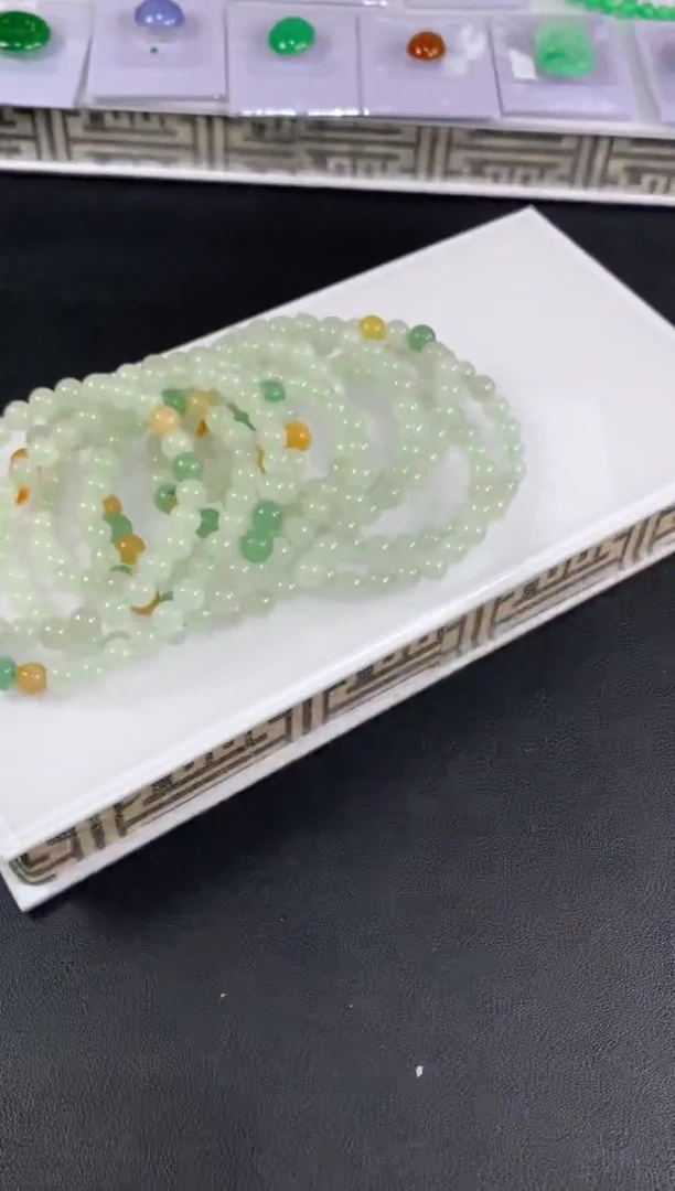 未镶嵌车挂玛瑙/玉髓多样性发一件