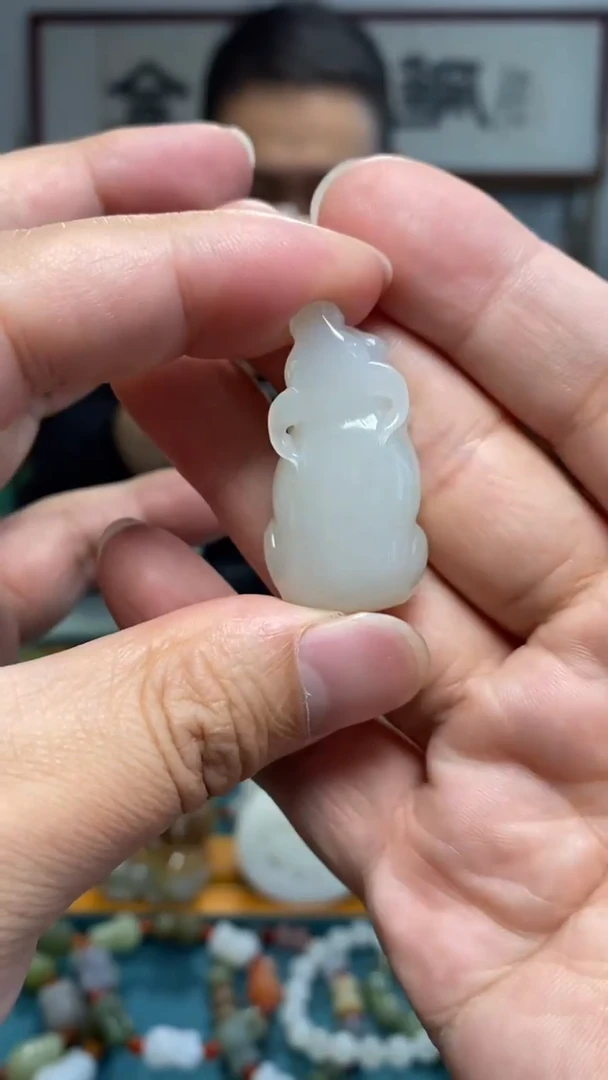 颈饰未镶嵌和田玉19