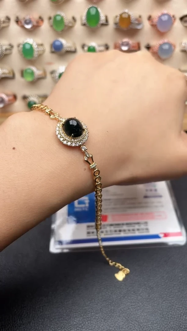 未镶嵌戒指翡翠一物一证一礼盒