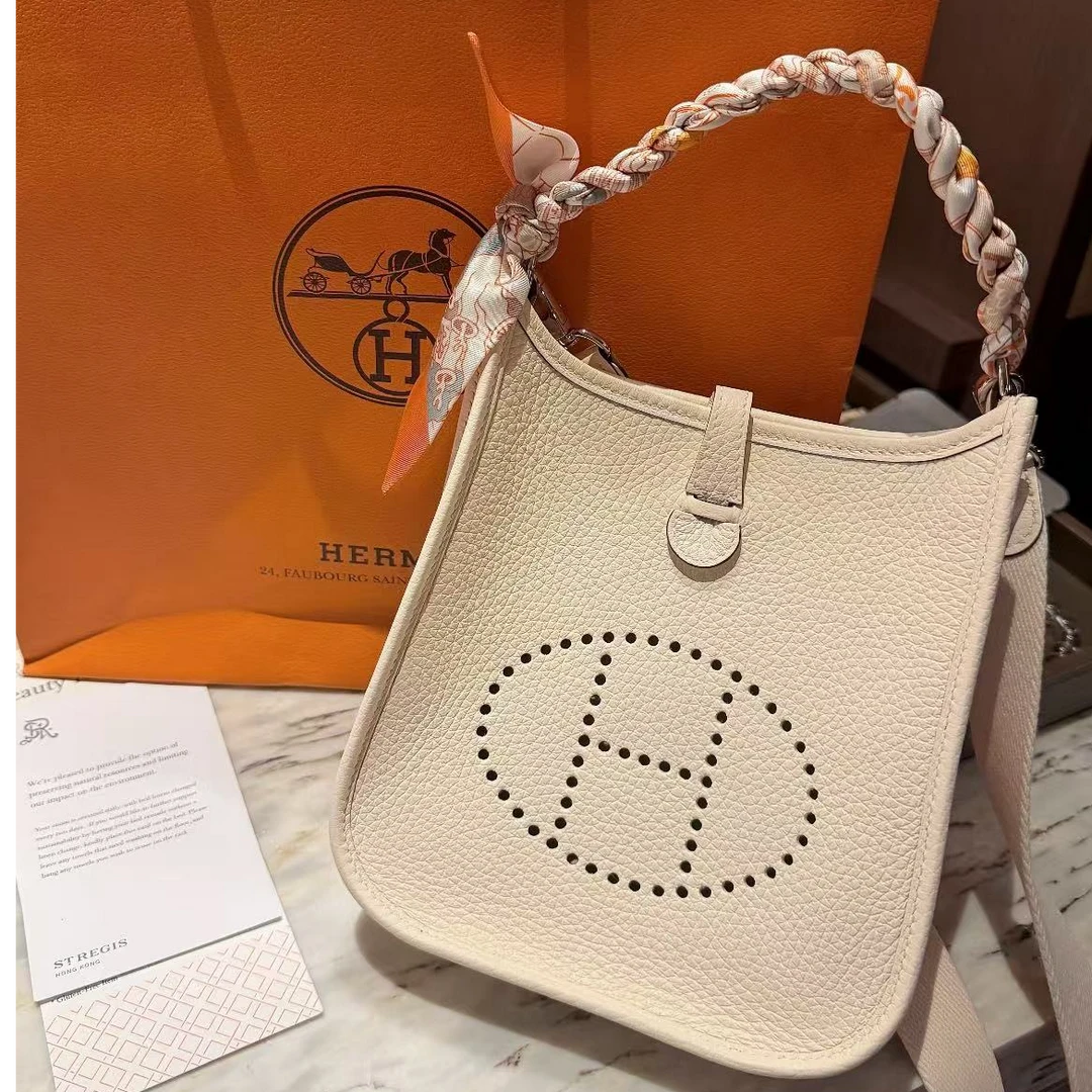 99新 Hermes/爱马仕 mini伊芙琳奶油白银扣TC皮Z刻