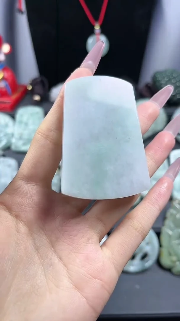 【闪购商品】翡翠颈饰未镶嵌无事牌