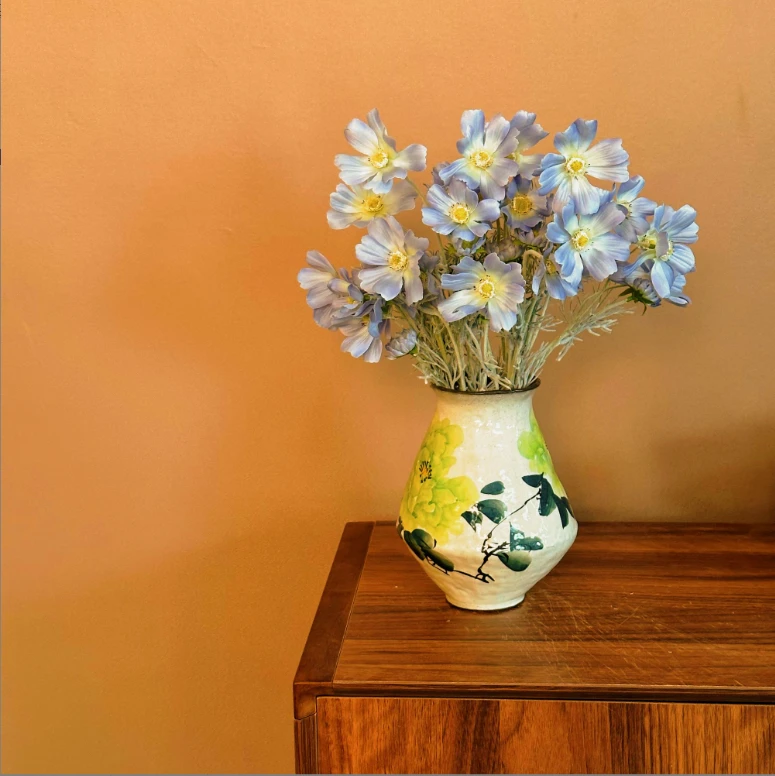 景德镇手工手绘绿牡丹艺术感陶瓷花器