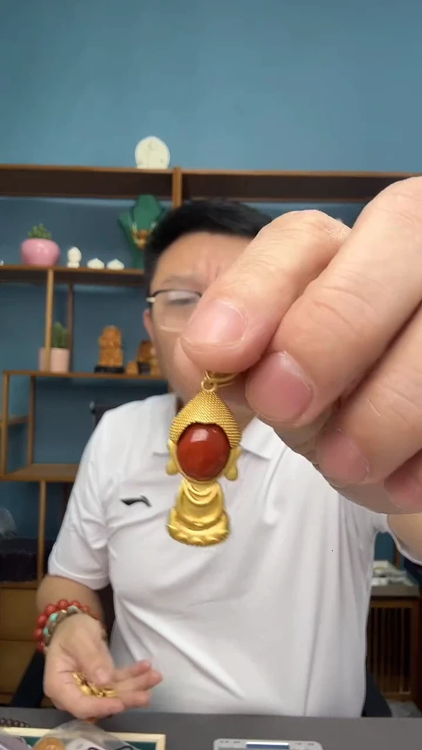 未镶嵌琥珀裸石34（有瑕介意勿拍）