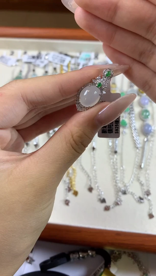 银S925镶嵌戒指翡翠吊坠