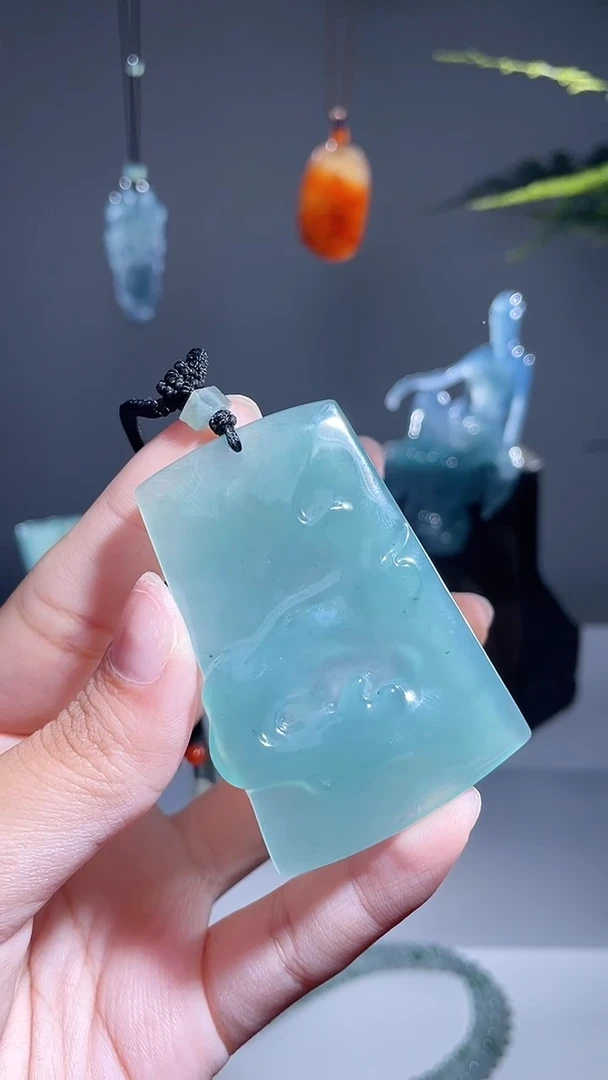 颈饰未镶嵌翡翠悟道