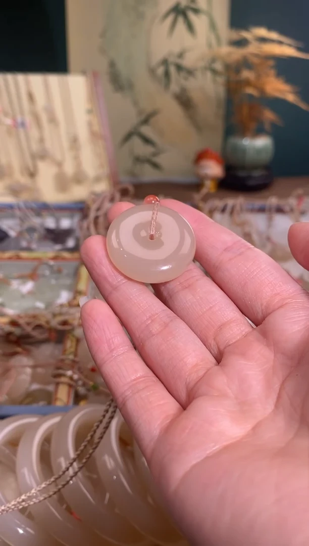 【闪购商品】和田玉吊坠未镶嵌吊坠