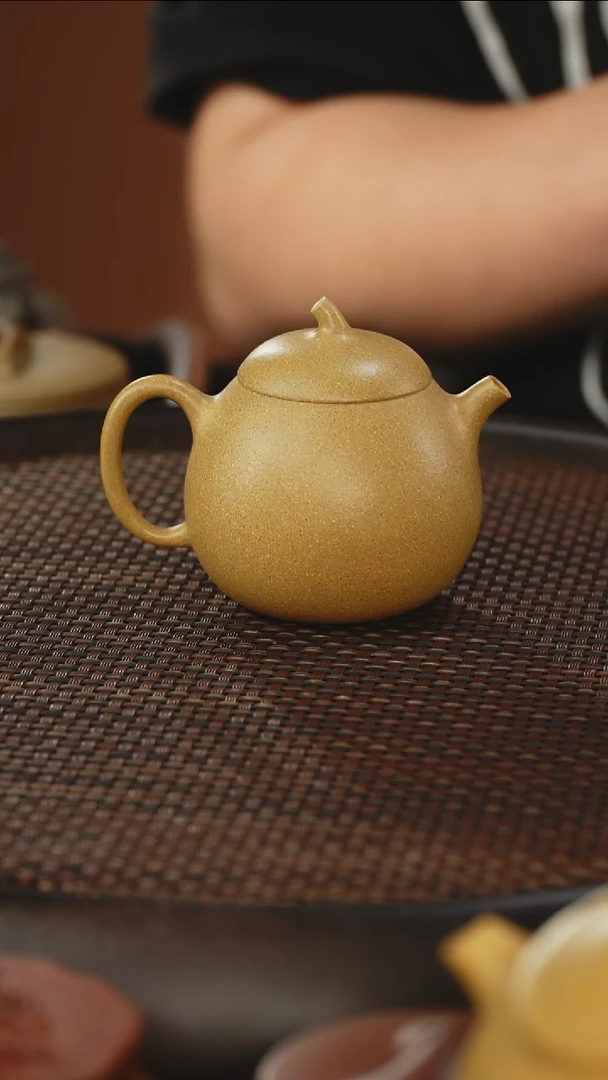 茶壶紫砂茄瓜 黄金段泥