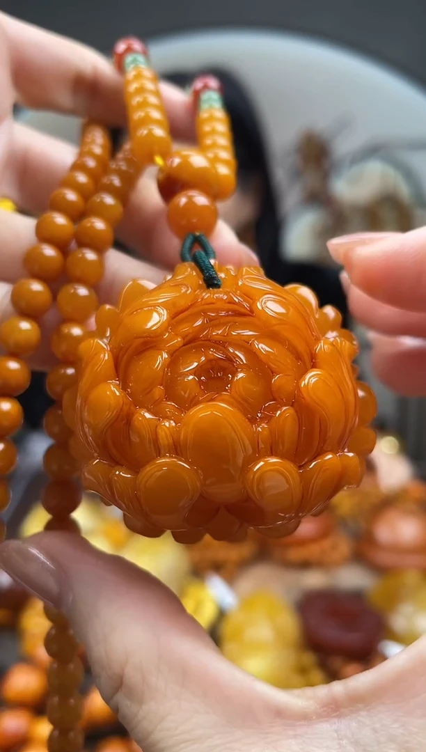 【闪购商品】琥珀裸石未镶嵌首饰 假1赔4 （多样性发货1件