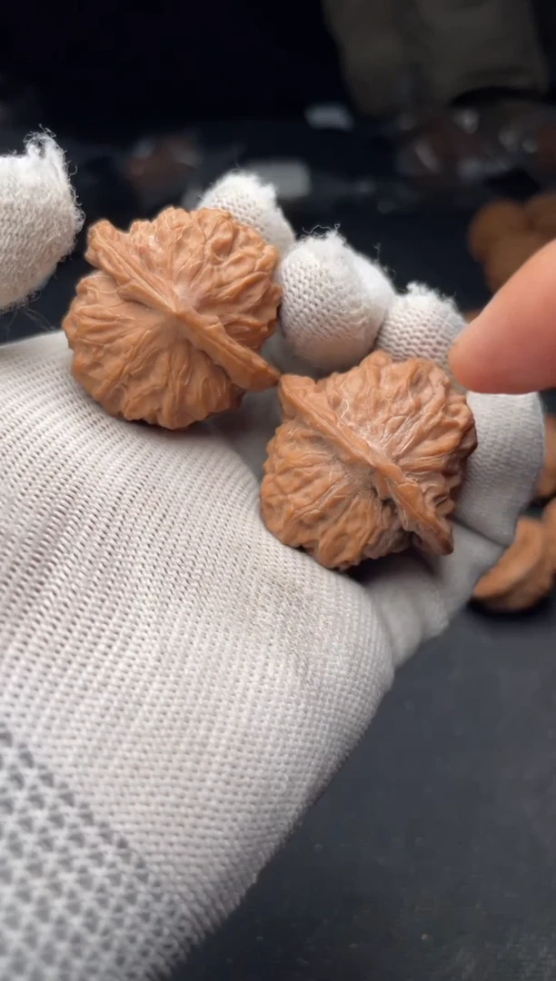 把件桃核a185  瓷娃娃 37尺