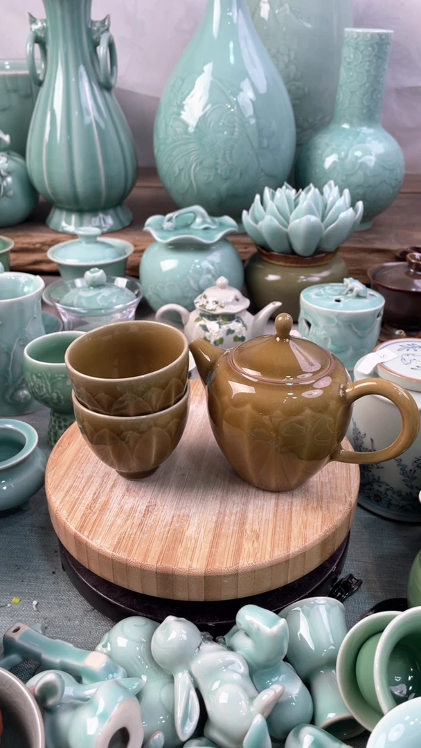 【闪购商品】1壶2杯 特价福利 微瑕 慧仙青瓷