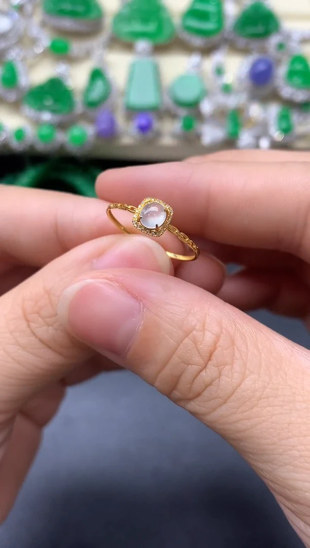 18K金镶嵌戒指翡翠233-中国好珍宝