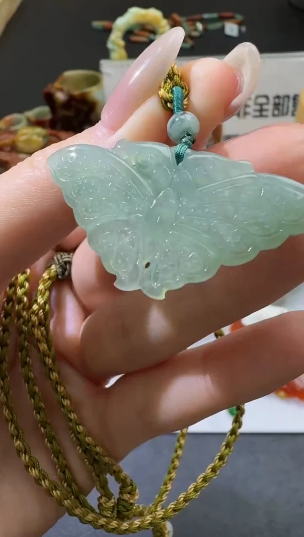 【闪购商品】翡翠颈饰未镶嵌00061460