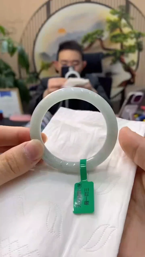 【闪购商品】翡翠手镯未镶嵌00009226