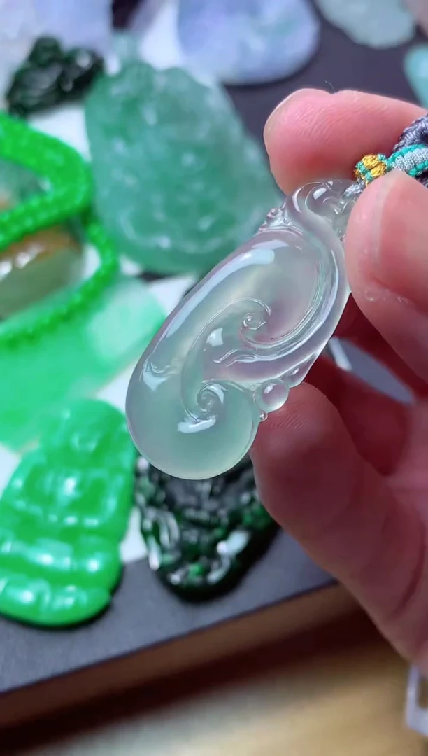 翡翠未镶嵌颈饰天然翡翠