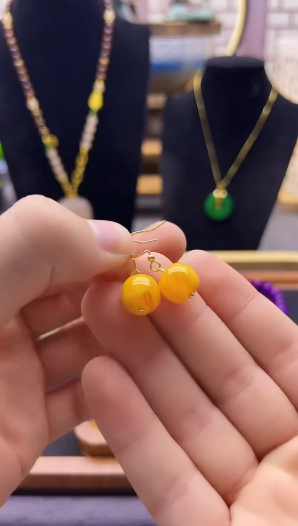 【闪购商品】蜜蜡耳饰14K金镶嵌E01