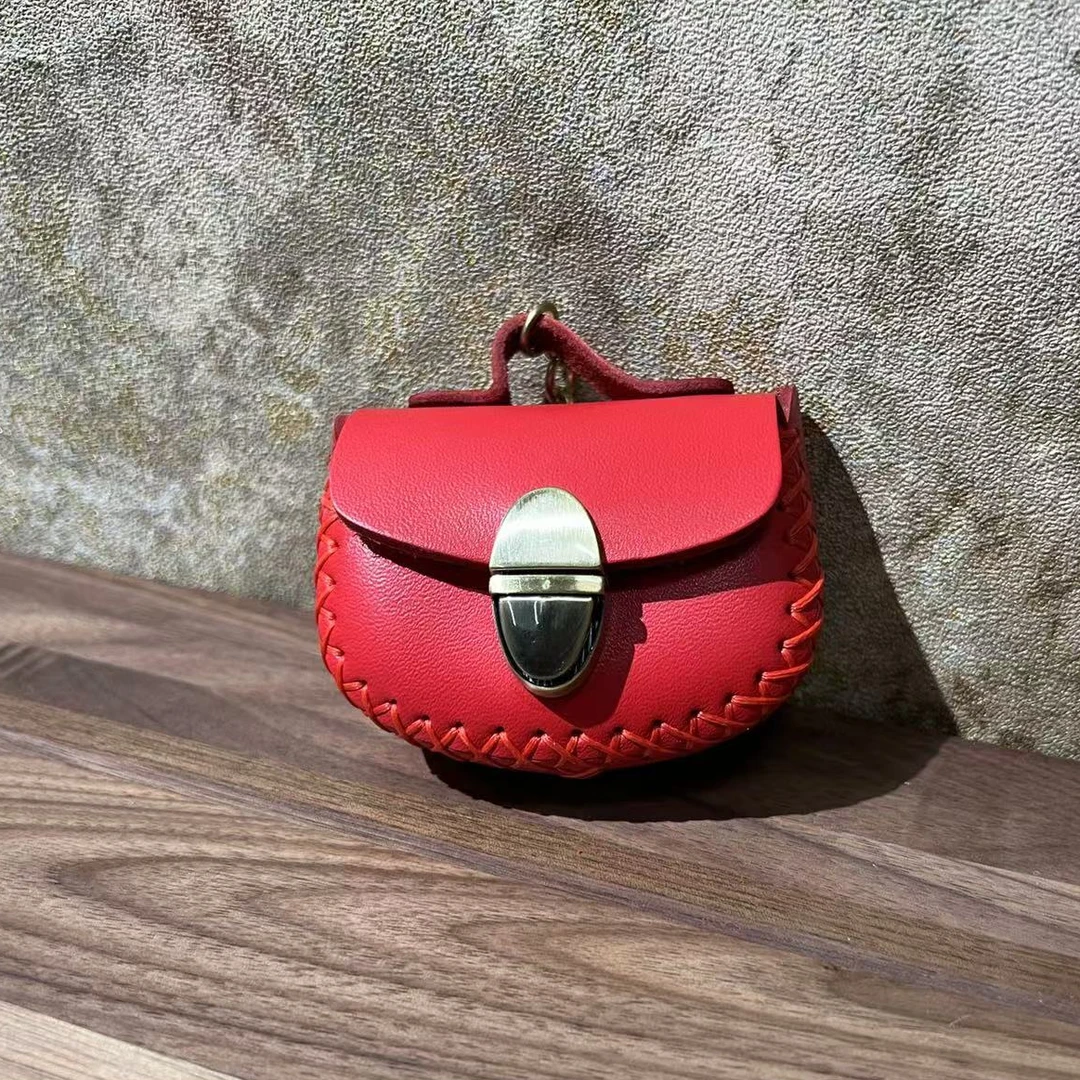 老友皮皮真皮耳机包头层皮收纳包轻奢百搭小众包包挂件