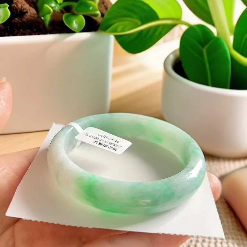 天然A货缅甸翡翠手镯58圈口13.8*8.2高货保真甜阳绿飘花