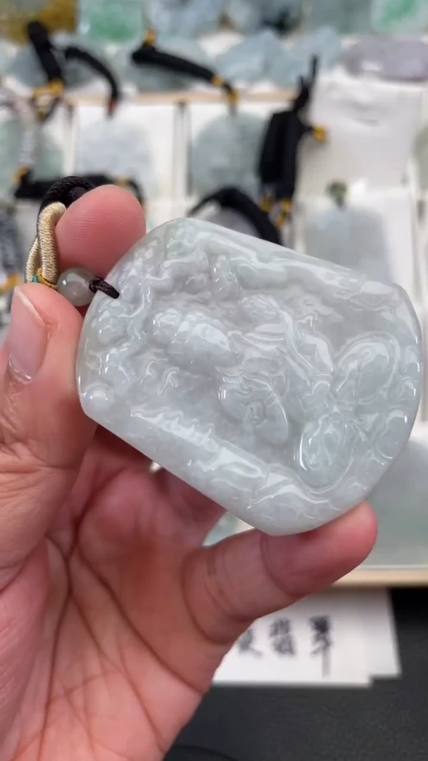 颈饰未镶嵌翡翠天然缅甸翡翠A货88