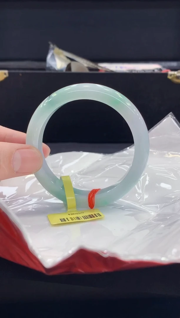 未镶嵌手镯翡翠翡翠手镯