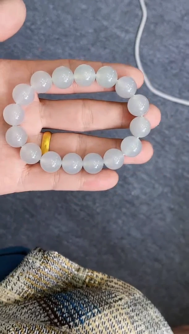 定制翡翠未镶嵌毛货需精细抛光拍一发一