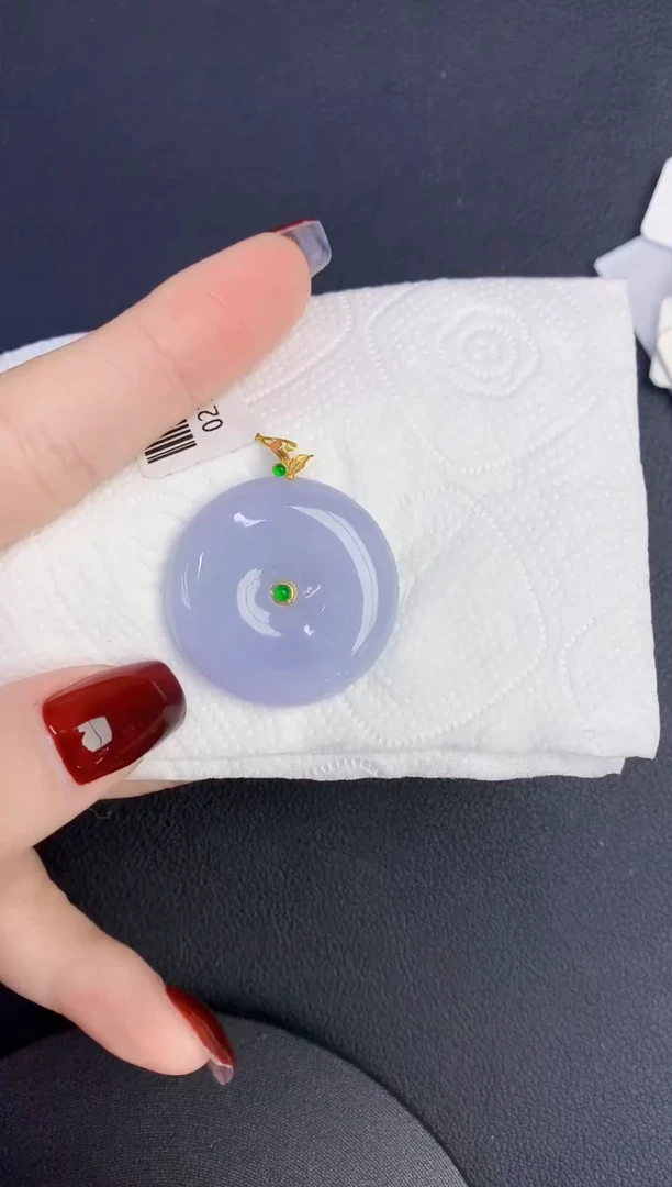 颈饰18K金镶嵌翡翠缅甸天然翡翠A货