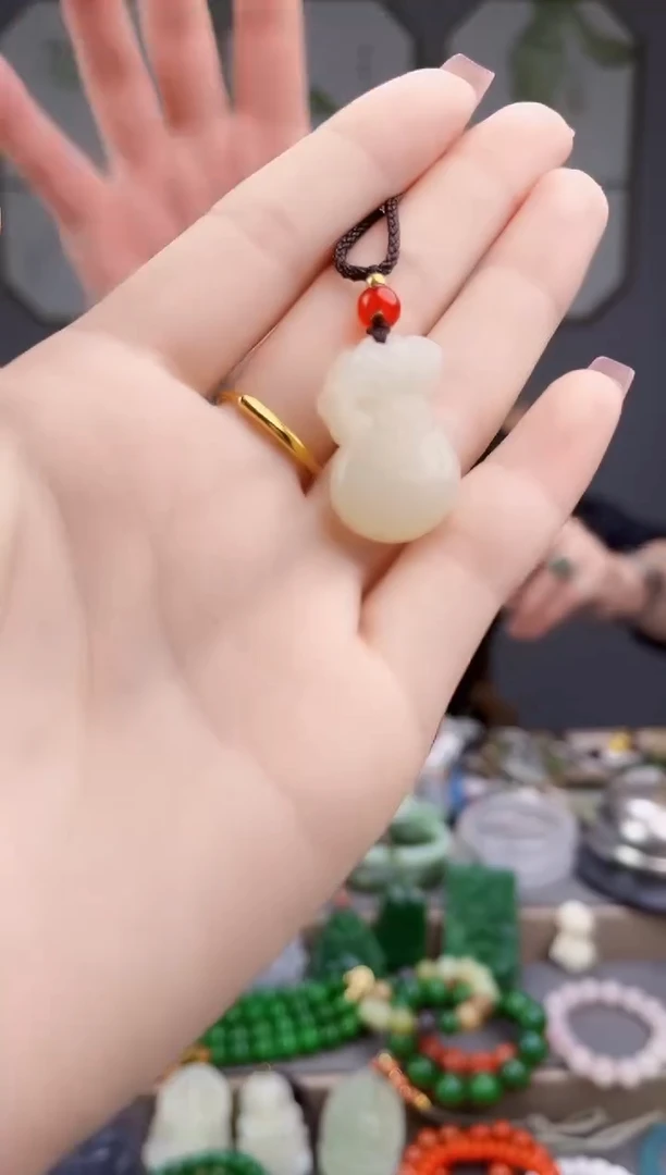 颈饰未镶嵌和田玉多样性发货拍一发一