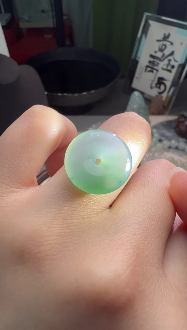 未镶嵌定制翡翠冰晴渐变平安扣