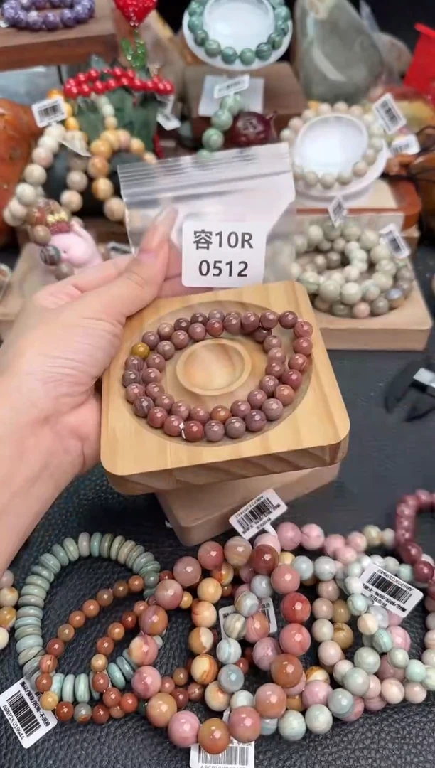 【闪购商品】石英质玉手链未镶嵌10R0512