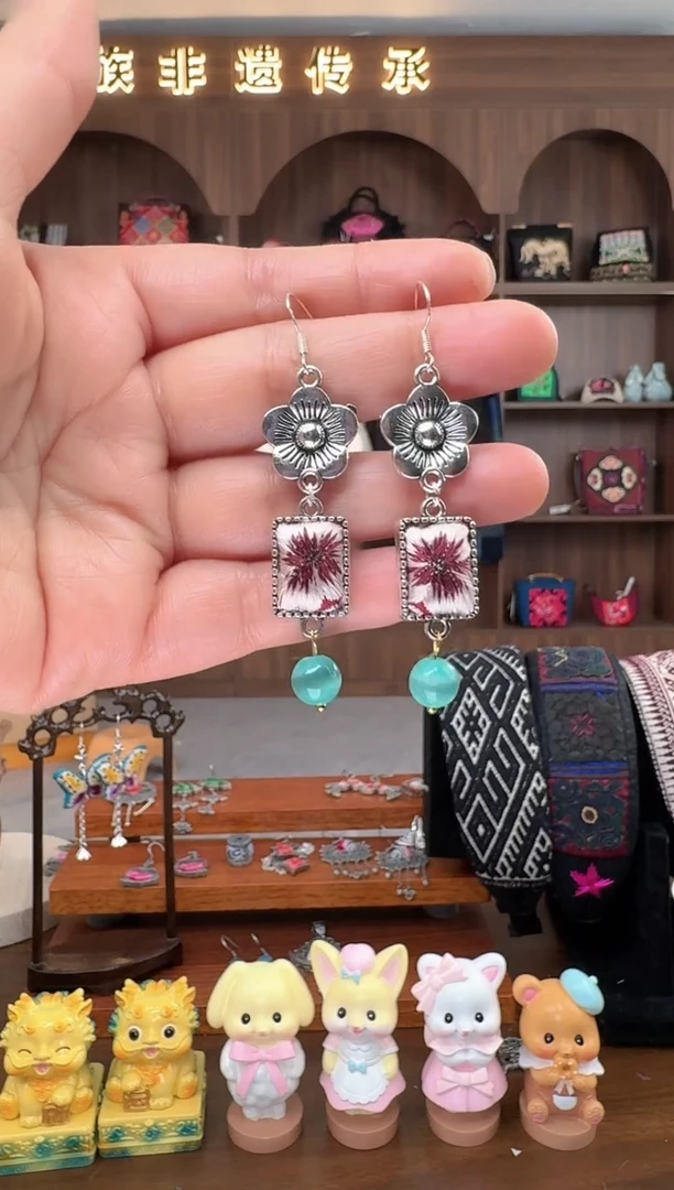 【闪购商品】织绣扶光苗绣传承60