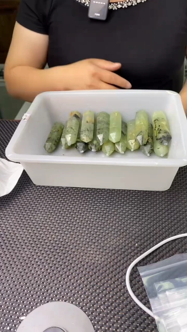 葡萄石未镶嵌柱子葡萄石柱子D583多样性发其一90+