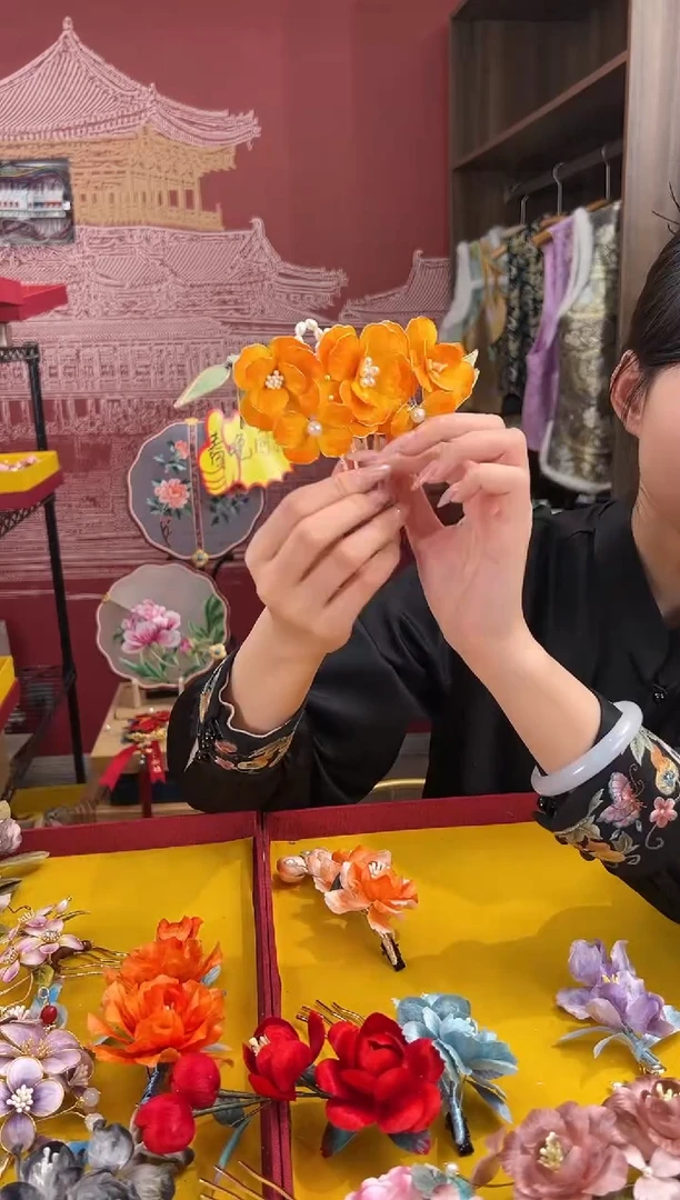 【闪购商品】刺绣非遗绒花（发饰）